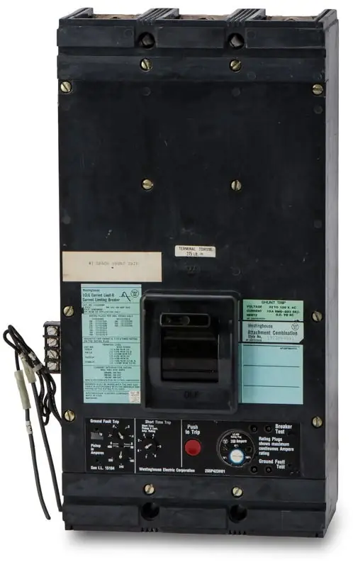 Seasonal Sale Eaton / Cutler-Hammer LCLG3400F - 400A 3 Pole Molded Case Circuit Breaker