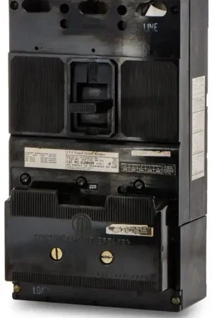 Siemens / ITE CJ3B225 - 225A 3 Pole Molded Case Circuit Breaker While Supplies Last