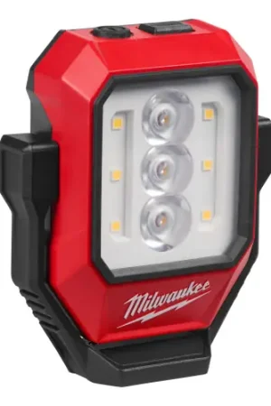 Weekend Sale Milwaukee 2015R Milwaukee Rechargeable Pivoting Task Light w/ Spot Mode
