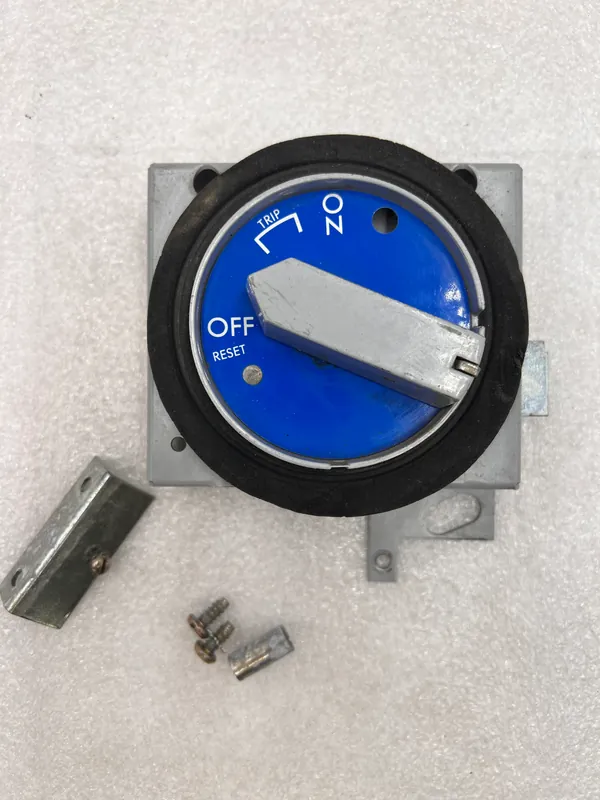 GE TEFR1B Rotary Disconnect Handle/Switch Price Cut