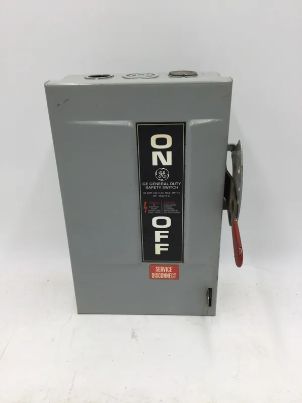 GE General Electric TG4321 30 Amp 3-Phase 240V General Safety-Switch In Demand