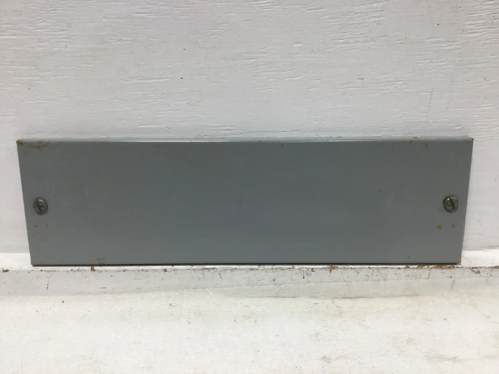 Limited Offer GE General Electric Filler Plates for 8000-Line Motor Control Cabinet 5.5" X 19"
