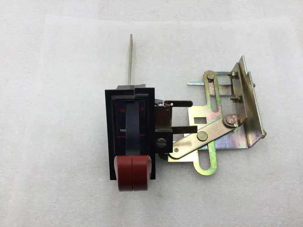 General Electric L-58-869/204B4050VT Motor Control Center Lever On/Off Switch Time-Limited