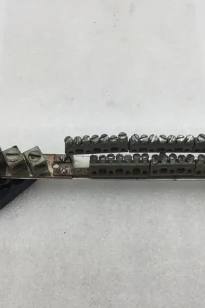 Best Price GE TM3015E 30 Space Load Center 40 Position Neutral/Ground Bar Kit 2" X 11"