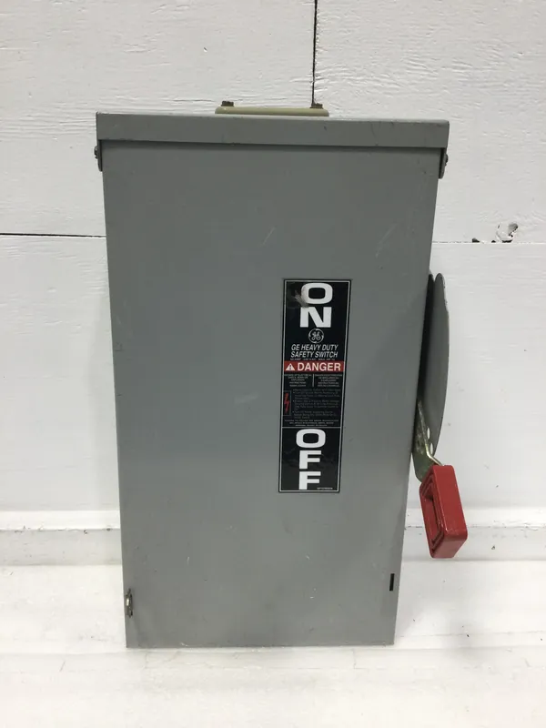 Instant Buy GE General Electric TH4322R 60 Amp 3 Pole 240V Outdoor Fusible Safety Switch