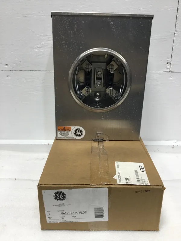 GE General Electric UAT-RS213C-FLGE 200 Amp 600 VAC Single Phase Nema 3R Meter Socket Clearance