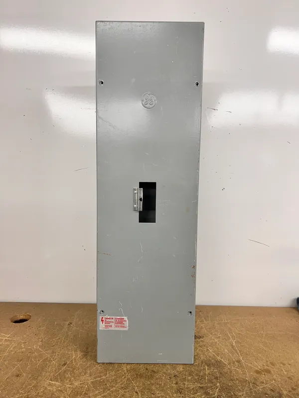 Crafted GE SF250S 250 Amp Max 600v Type 1 Disconnect Enclosure with TQL-12 Mounting Hardware