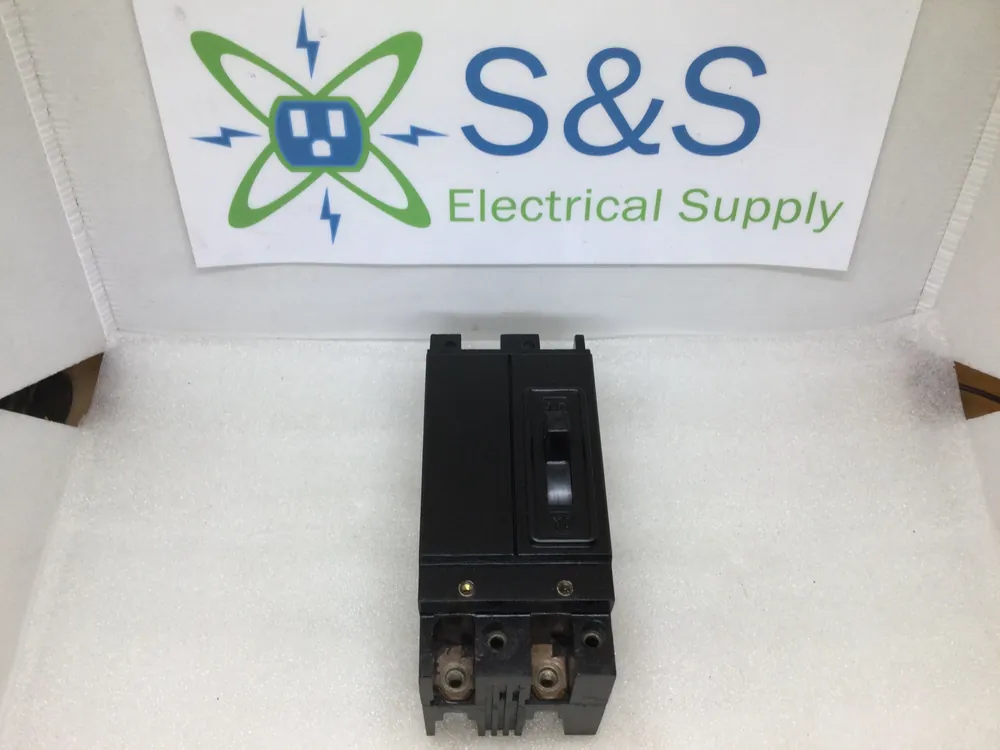 Seasonal Sale General Electric (GE) / Trumbull Electric AT21015 15 Amp 2 Pole 250V Circuit Breaker - Cosmetic Flaw