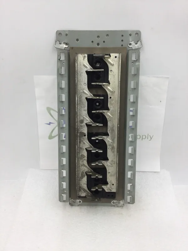 Don't Miss Out GE General Electric 100/150 Amp 12 Space/44 Circuit 120/240 VAC Load Center Guts Only 6" X 14"