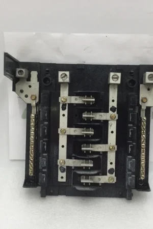 Deal GE General Electric TLM1212K431 125 Amp 120/240VAC 6 Space/12 Circuit Load Center Guts Only 10" X 9"